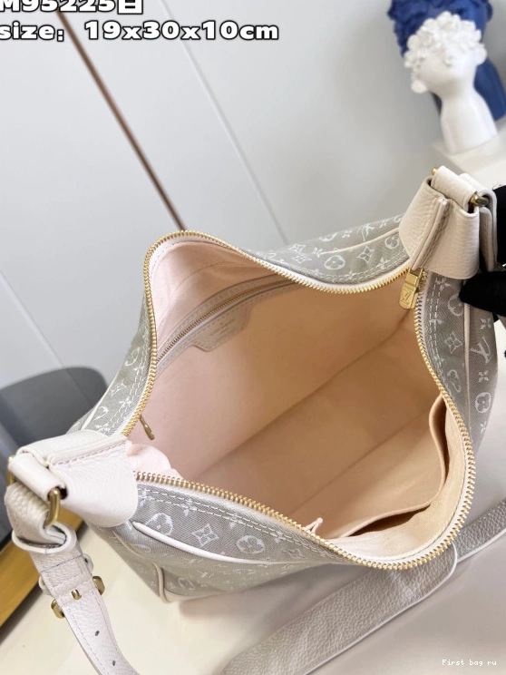 First bag ru VUITTON LOUIS BOULOGNE 0818
